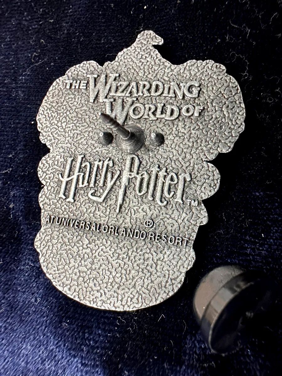 Значок Гарри Поттер металлический на рюкзак картинка №2
